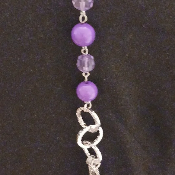 Papparazi Silver Necklace set with purple accents - Picture 3 of 4